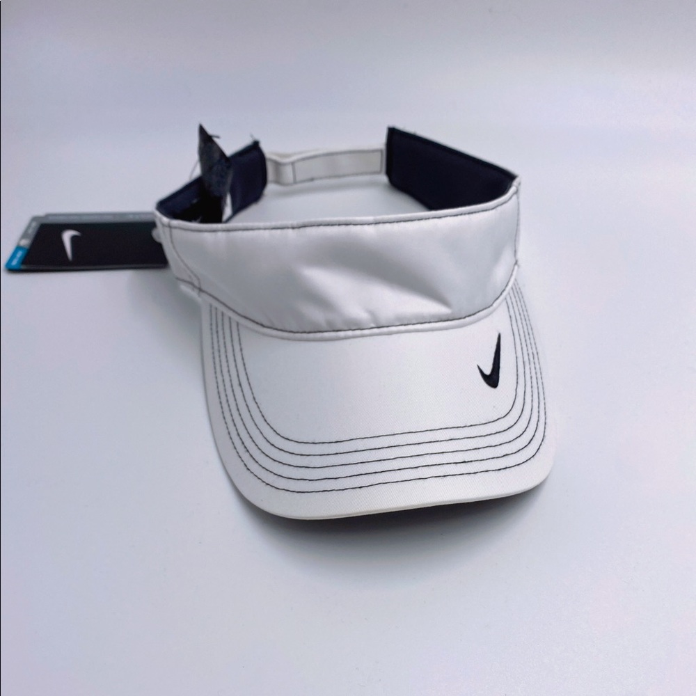 NWT Nike Adult Unisex golf cap